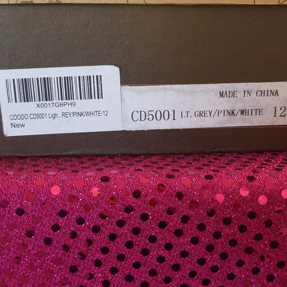 Kickin' Some More! - Picture 6 of 6